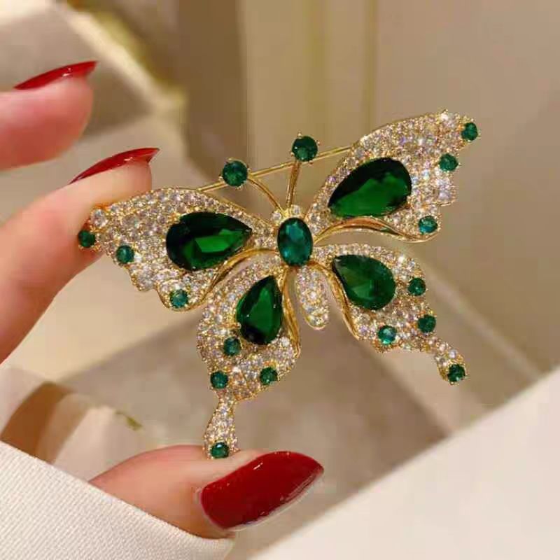 Elegant Emerald Butterfly Crystal Brooch Pin