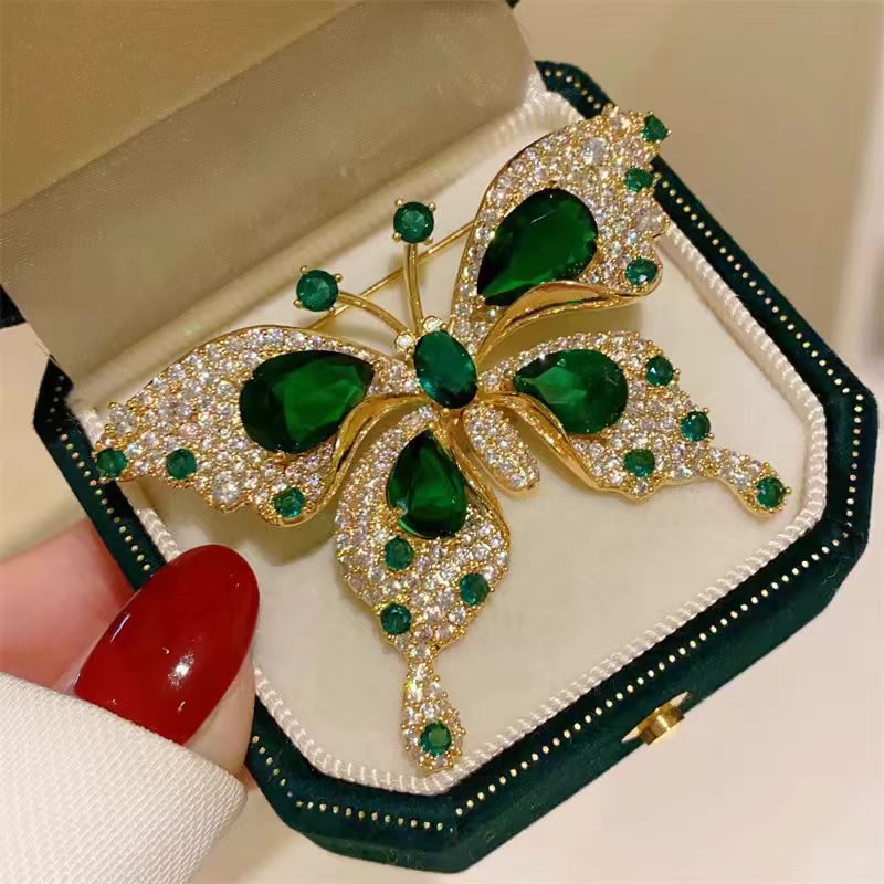 Elegant Emerald Butterfly Crystal Brooch Pin